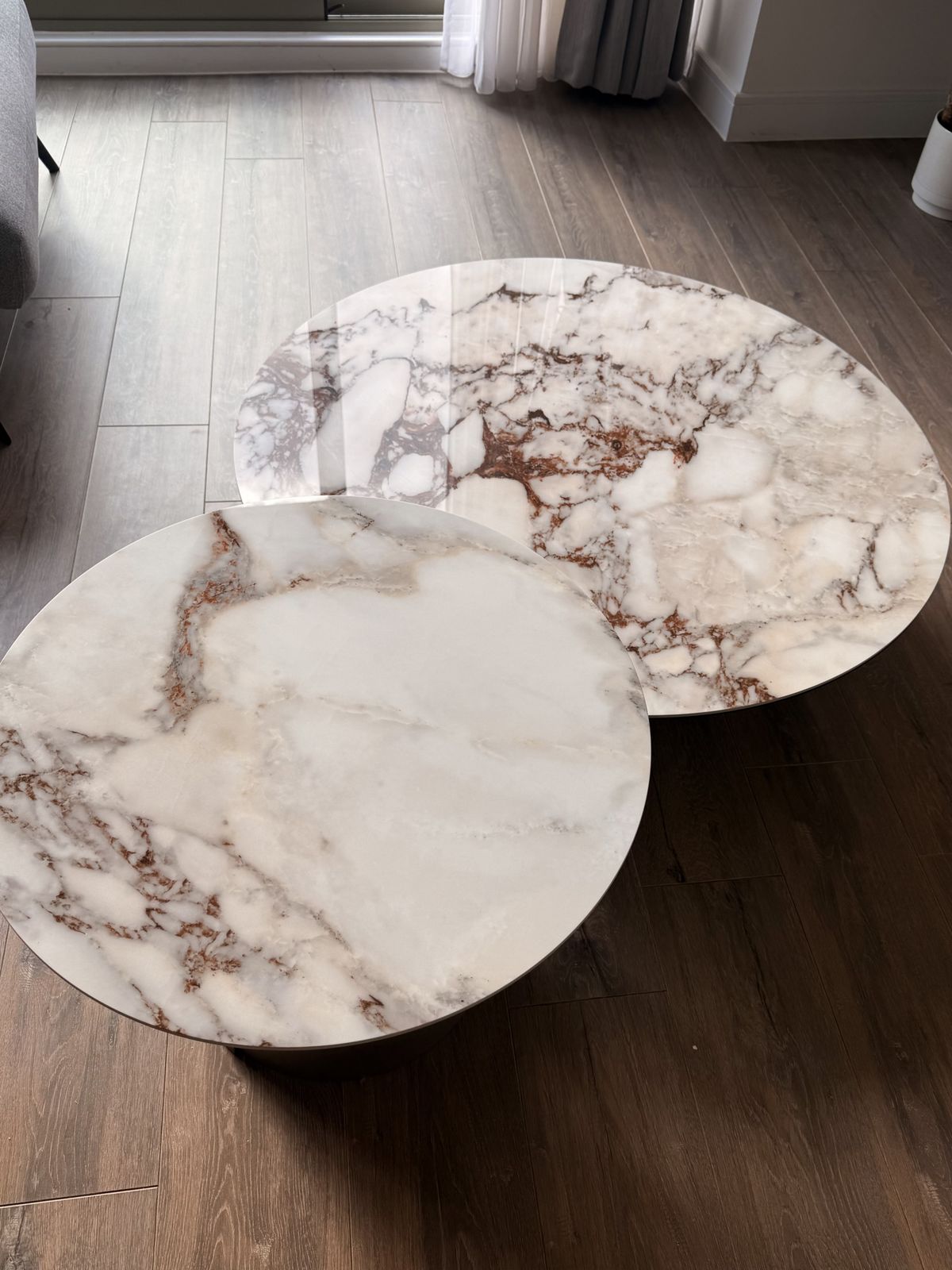 Cattelan Italia Albert Keramik Coffee Tables (Pair) – Breccia Marble photo for sale
