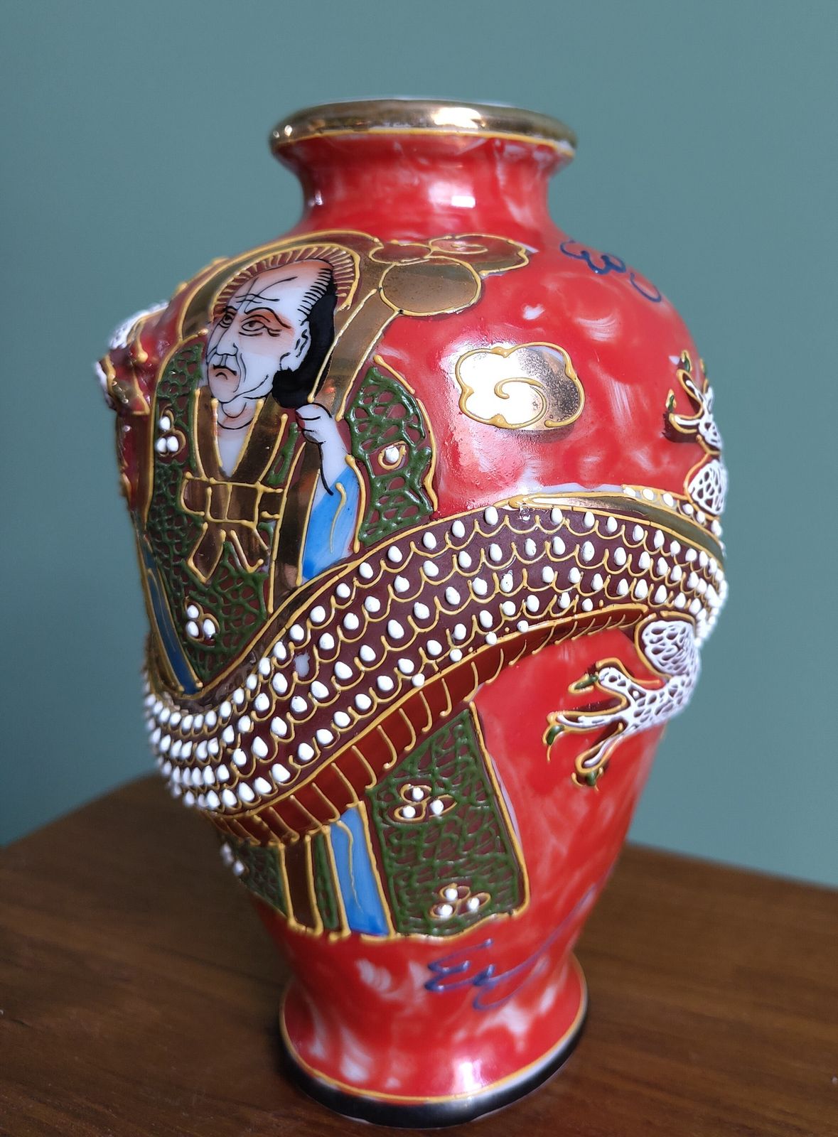 Republic‑Period Chinese Relief Dragon Vase (C. 1920s–1930s) photo furniture