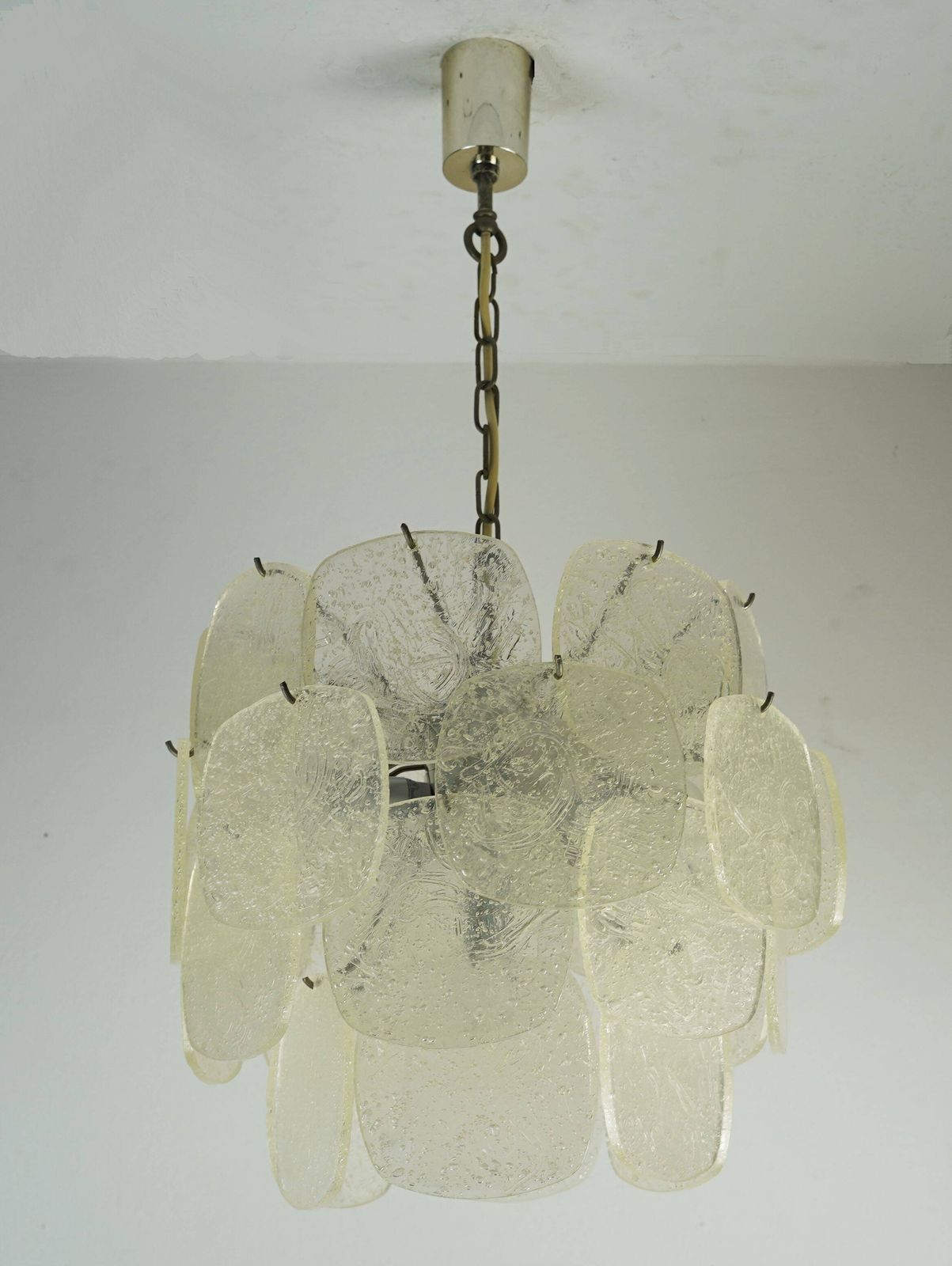 1960s/70s Pendant Light With 30 Acrylic Discs Resembling Frosted Glass photo furniture