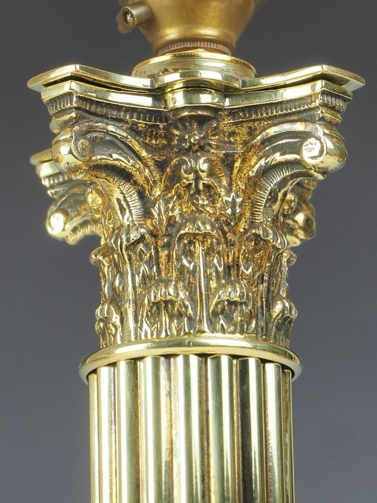 photo furniture 19th Century Brass Corinthian Table Lamp