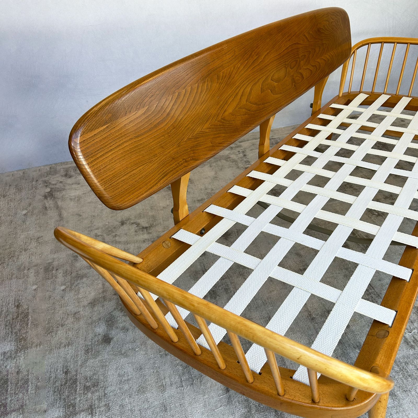 photo vinterior Ercol Day Bed / Studio Couch ‘Model 355’
