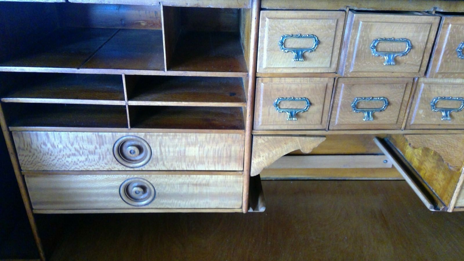 Roll Top Desk Of Large Size,And Of Fine Quality Walnut,With An S"Shaped Tambour Fronted Roll And A Well Fitted Canadian Maple Wood Interior(locks Work photo vintage
