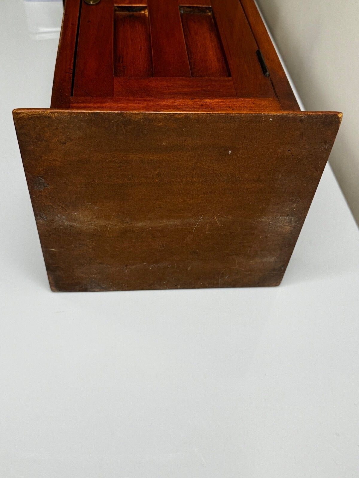 photo vintage Mid Century Mahogany Indoor Post Box Palace Sentry With Lock & Key