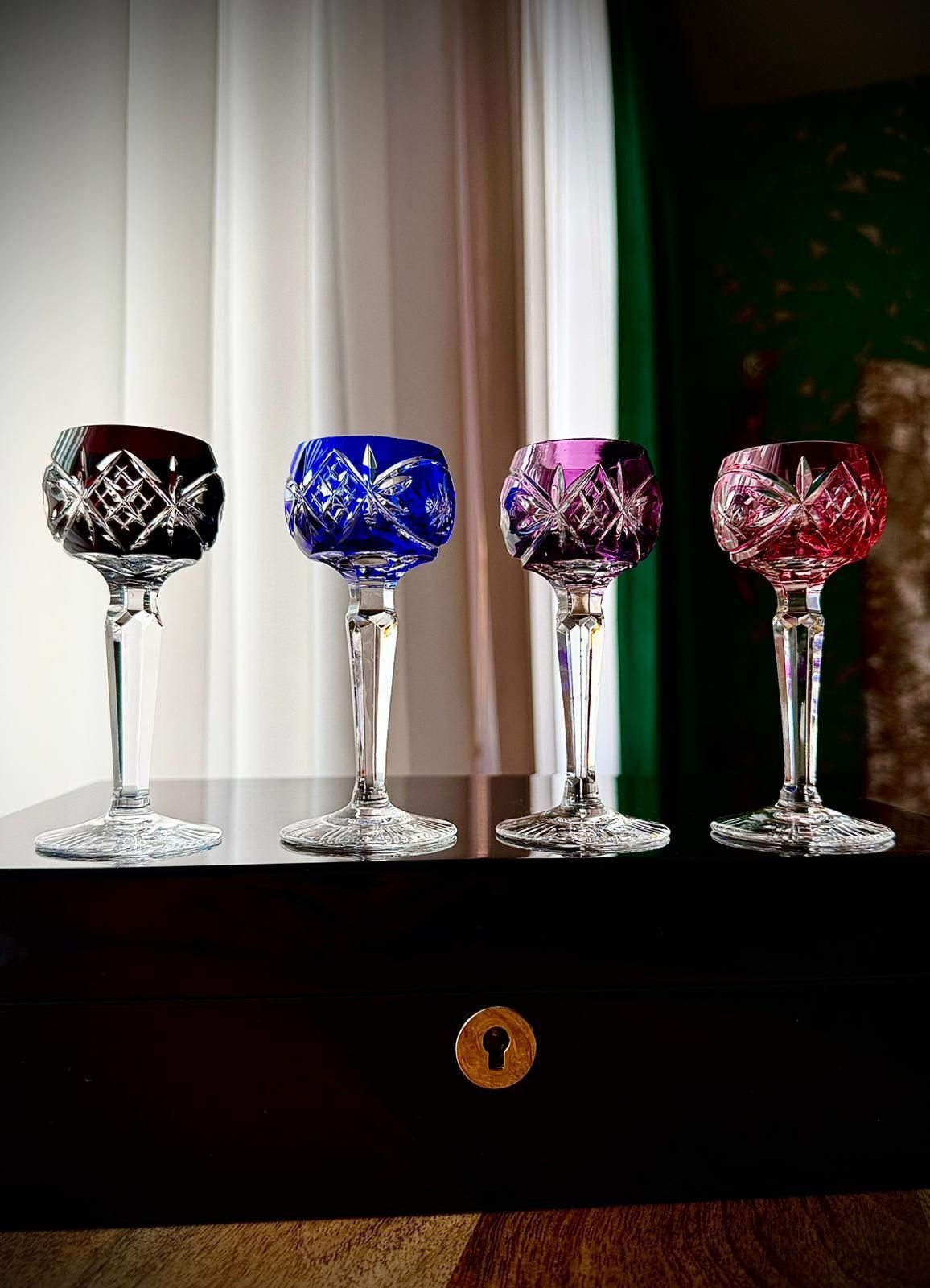 photo furniture Nachtmann Traube Coloured Crystal Liqueur Glasses, Set Of 4, Bohemian Cut To Clear