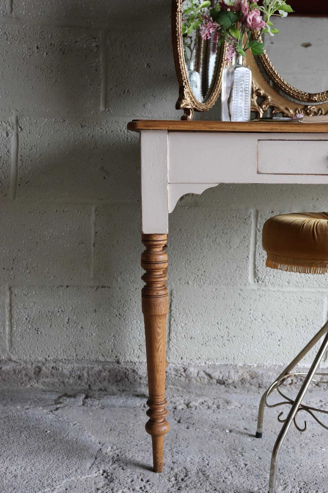 Part Painted Pine And Oak Washstand, Dressing Table Or Desk In Stone Rosie photo vinterior