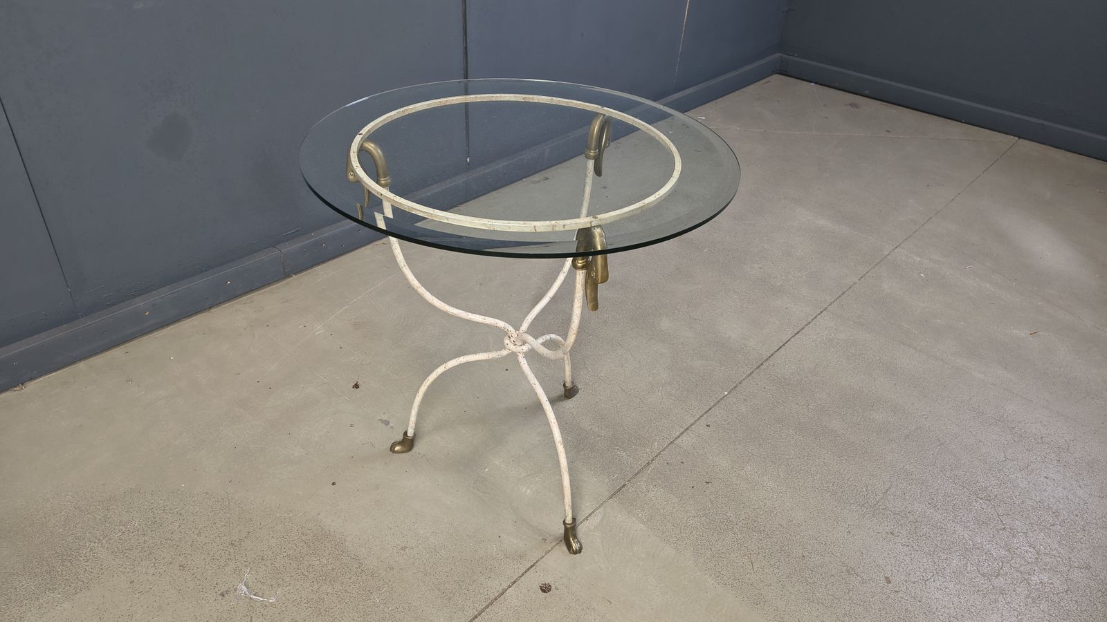 Mid Century Italian Swan Side Table, 1970s photo 595.0