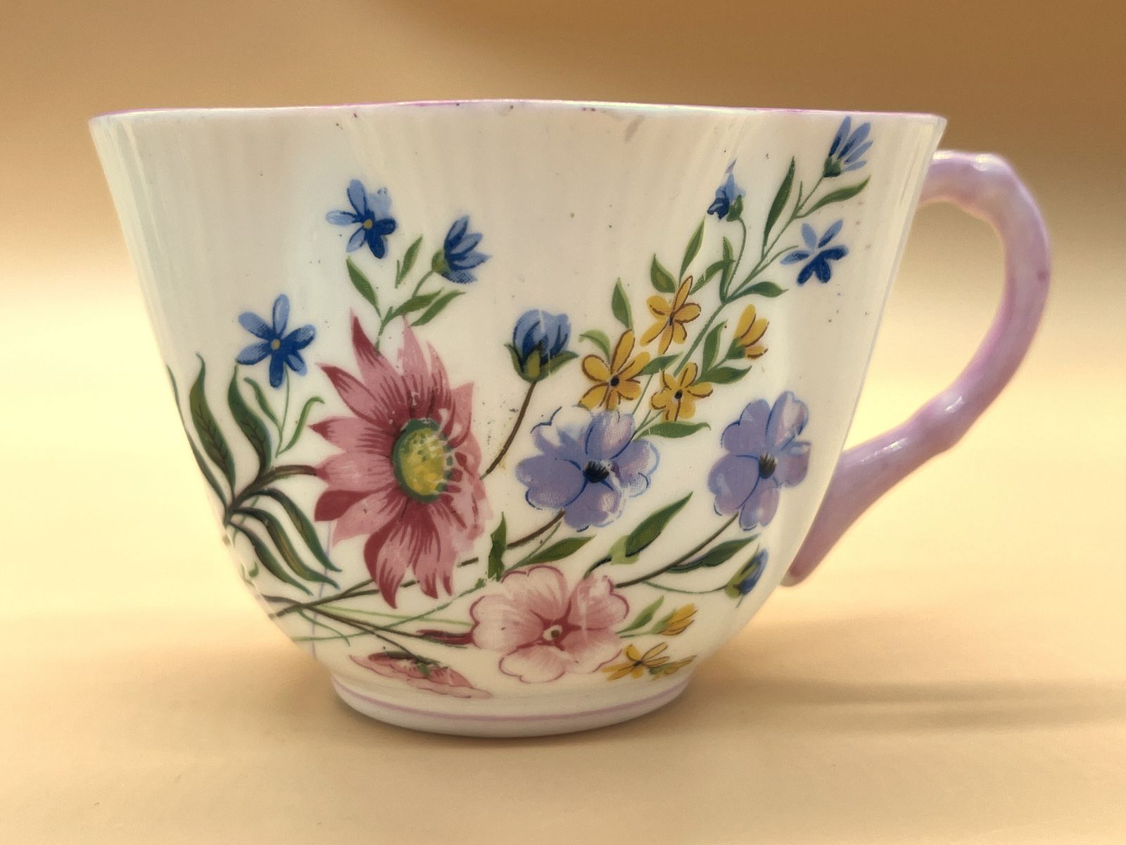Vintage Shelley China Wild Flowers Dainty Pink Trim Design Tea Cup, Saucer And Side Plate Trio. 13668. photo vinterior