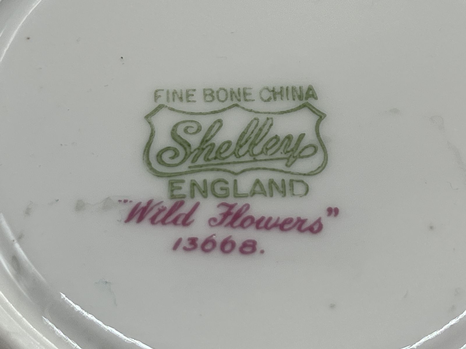 95.0 Vintage Shelley China Wild Flowers Dainty Pink Trim Design Tea Cup, Saucer And Side Plate Trio. 13668. photo