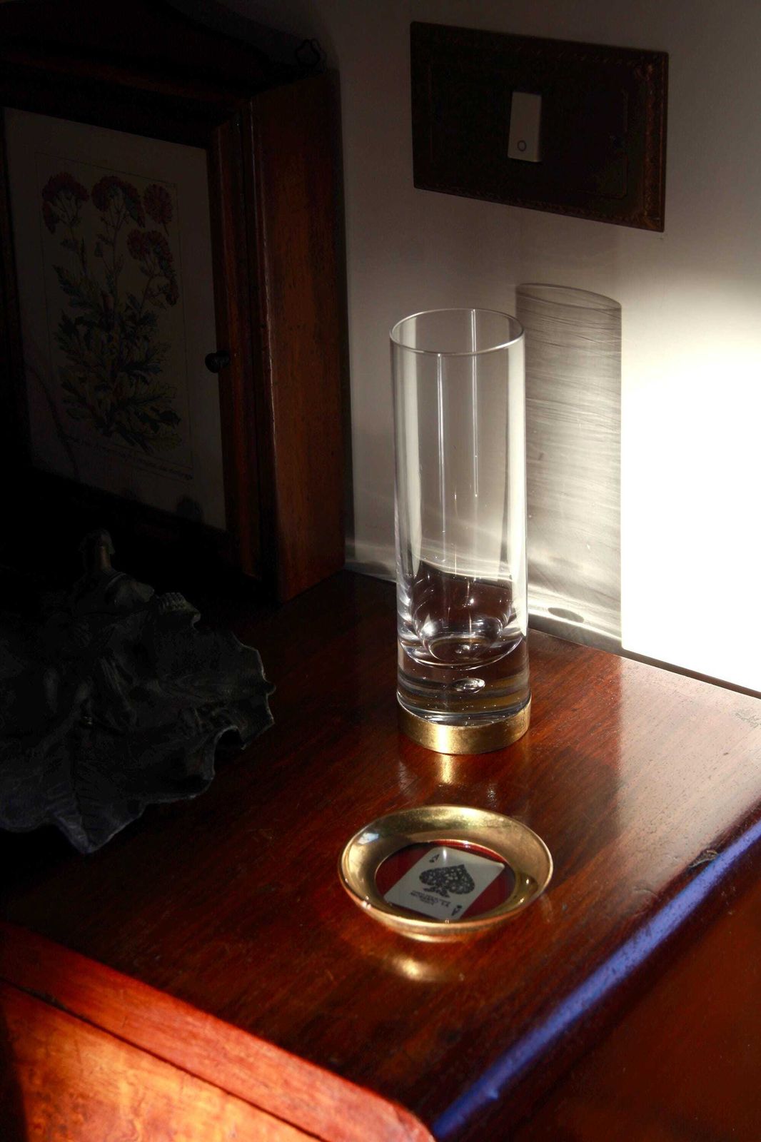 photo for sale Poker D'assi, Antique Brass & Glass Coasters With Modiano Playing Cards, Italy, Set Of 4, 1950s