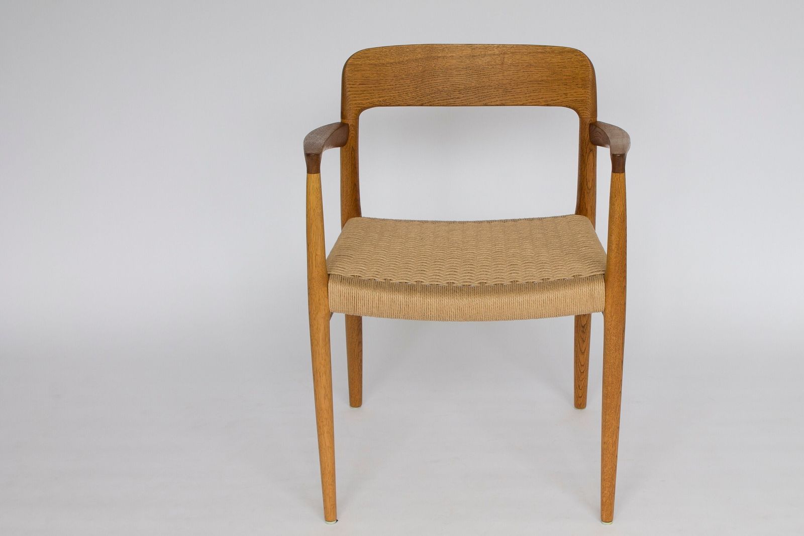 Niels Otto Møller Model 56 Fauteuil Eiken, Deense Mid Century Stoel, Vintage Deense Cordstoel, Møller Stoel photo Meubels