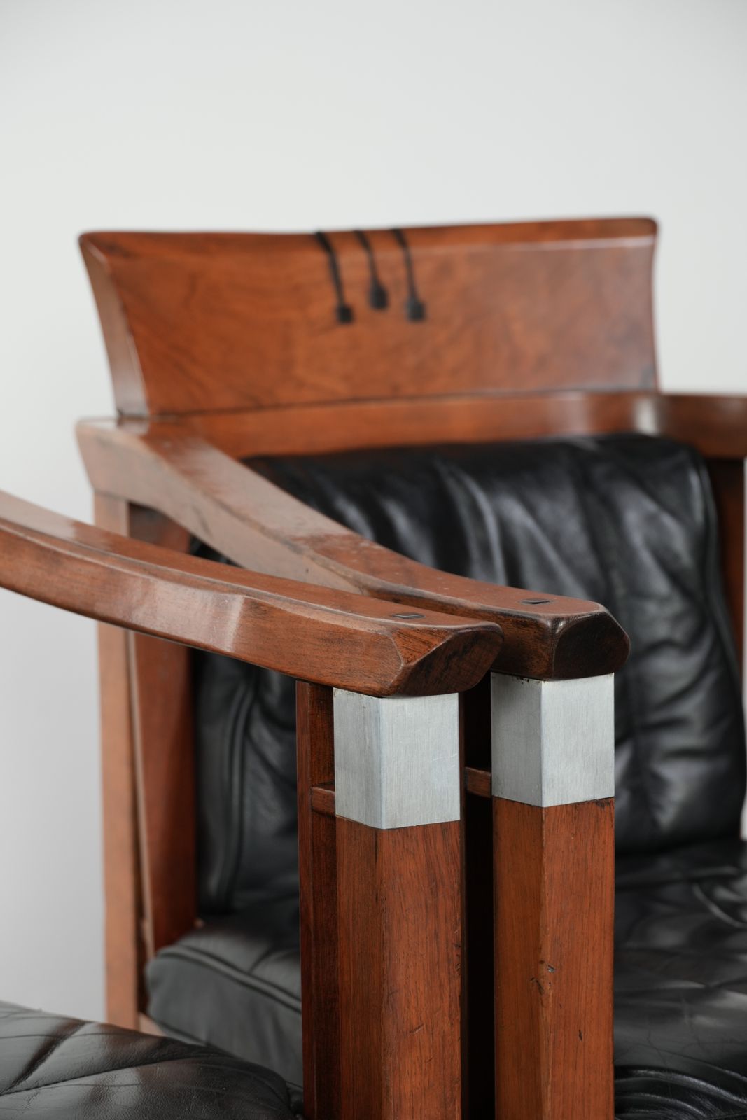 photo buy Luxury Black Leather Set Of 4 Art Deco Design Dining Chairs By Schuitema From The Decoforma Series With Armrests
