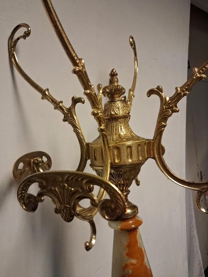 Italian Hollywood Regency Style Hall Tree Stand Marble Onyx And Brass 1960 Circa photo Furniture
