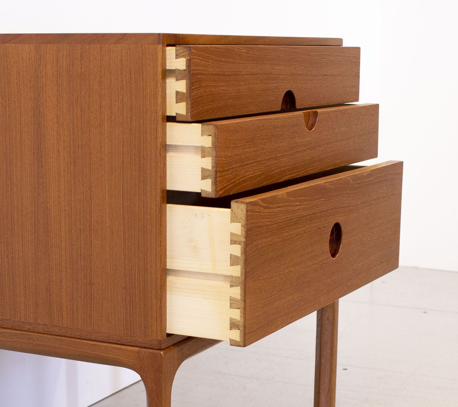 Danish Model 386 Teak Chest Of Drawers By Kai Kristiansen For Aksel Kjersgaard, 1960s photo vintage