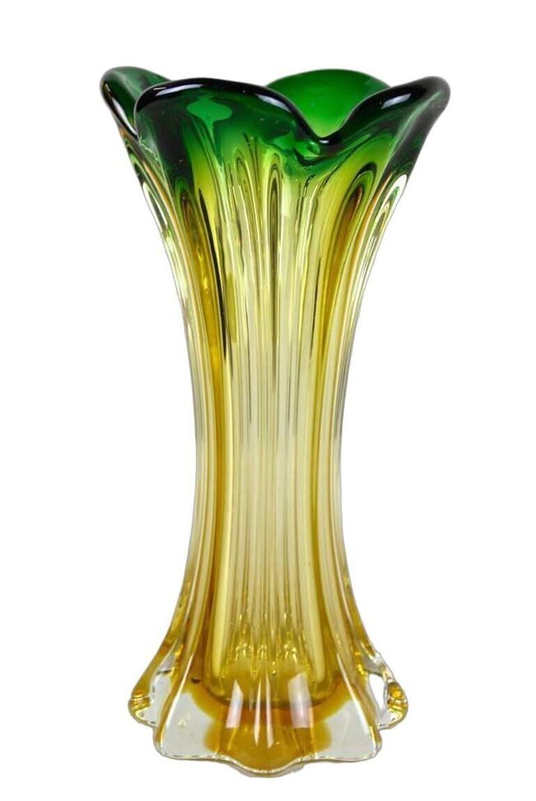 20th Century Murano Glass Vase Mid Century   Green/ Yellow, It Circa 1960/70