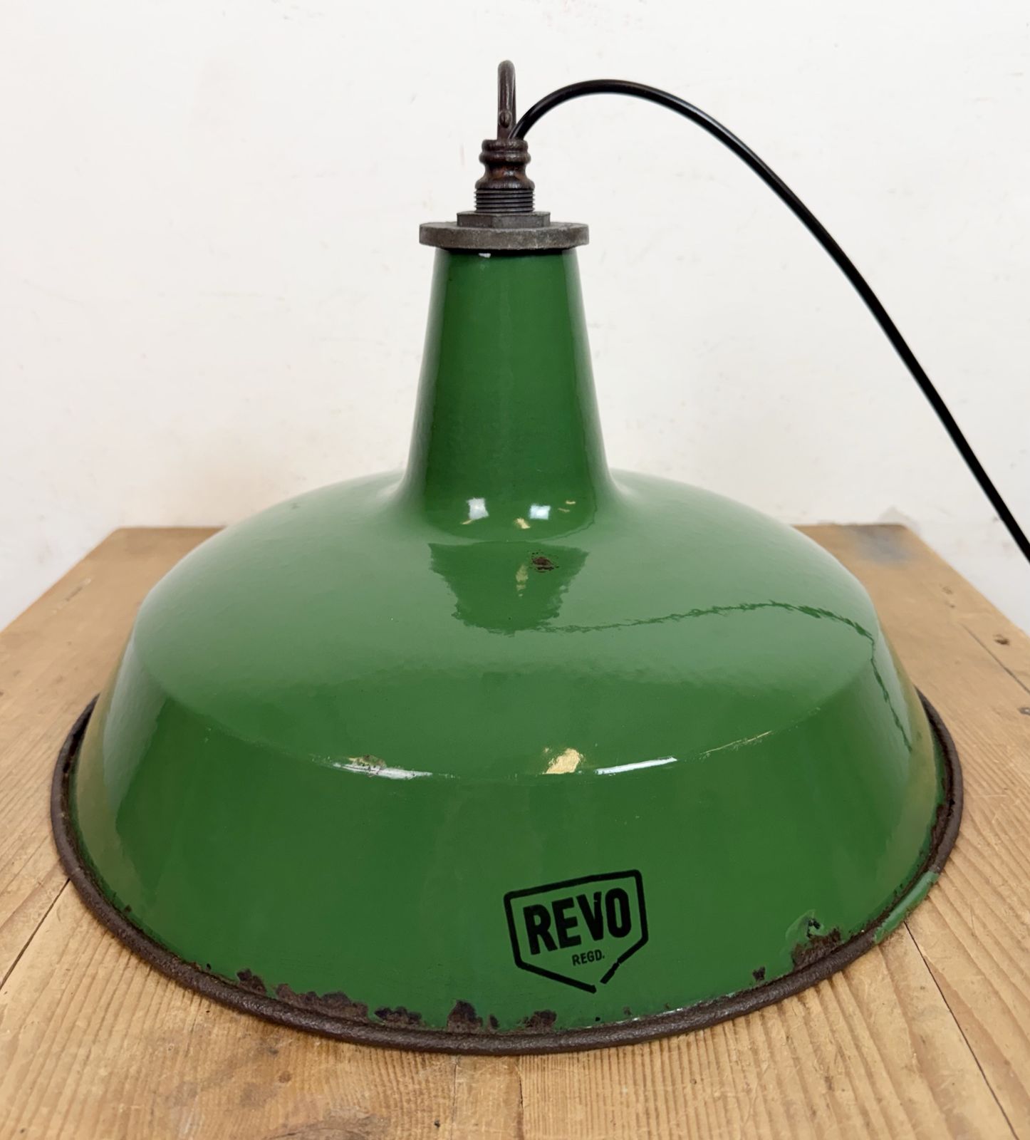 photo vinterior Industrial Green Enamel Factory Pendant Lamp From Revo, 1950s