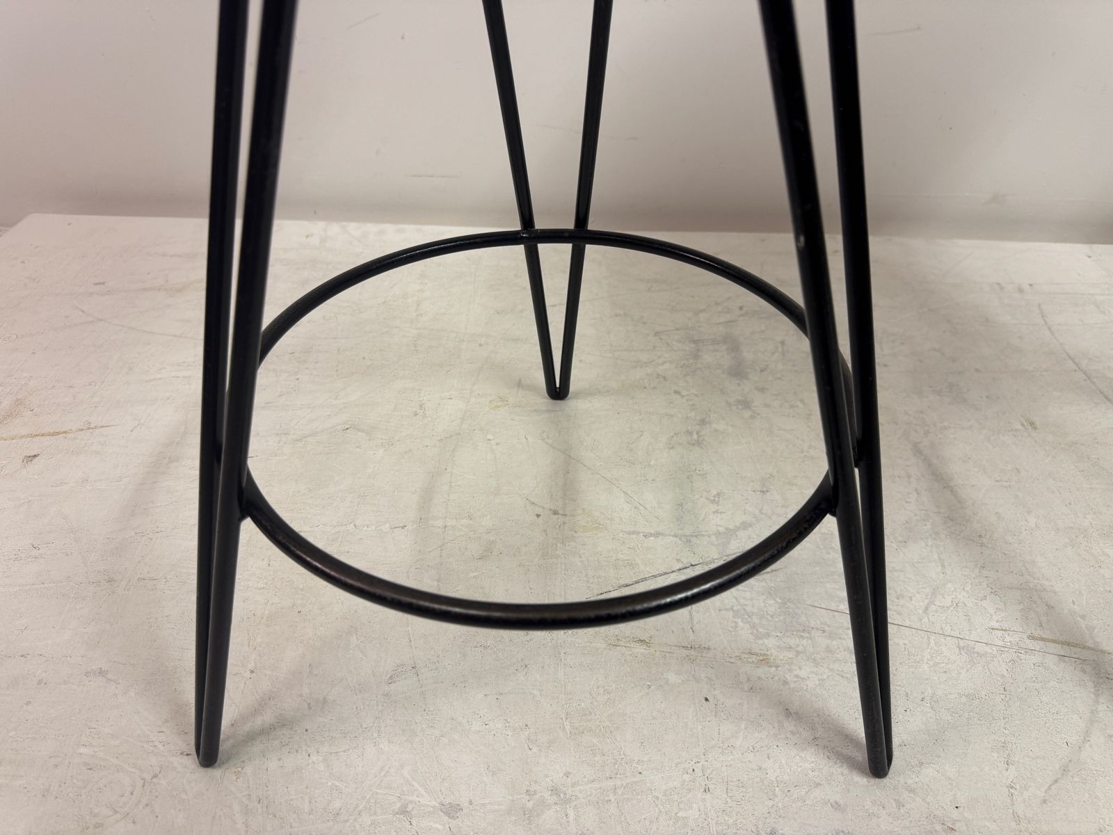 photo furniture Set Of Three Mid Century Bar Stools