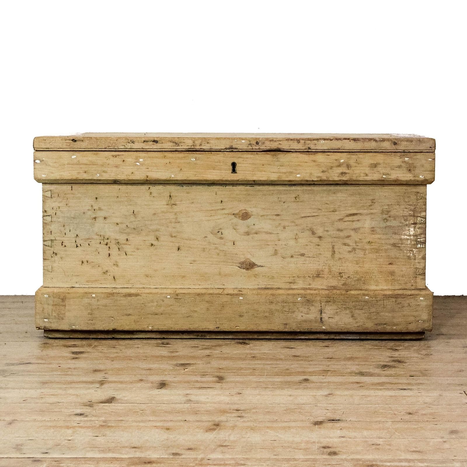 Antique Pine Tool Chest Or Blanket Box | Antique Furniture | Antique Trunk | Antique Storage | Pine Trunks | Blanket Box (M 6615)