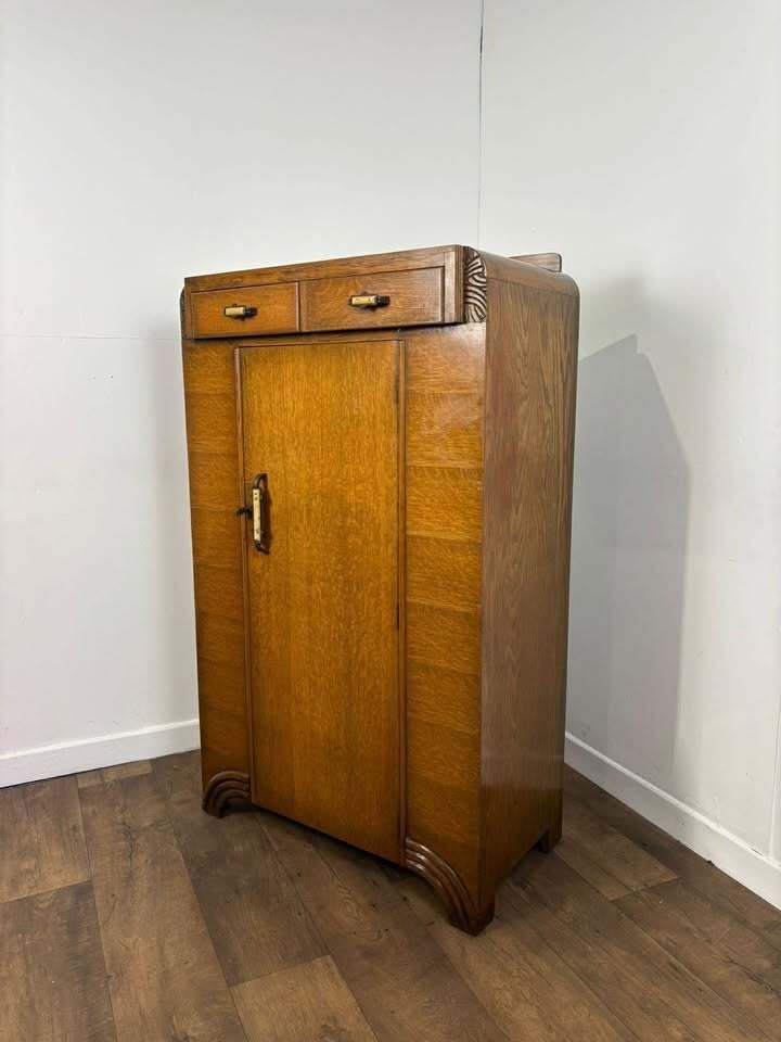 Vintage Oak Gentlemans Wardrobe