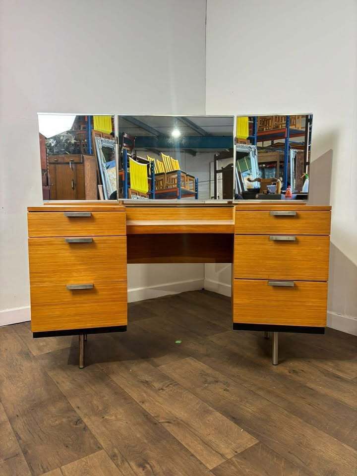 Mid Century Teak Stag Curved Triple Dressing Table photo 449.0