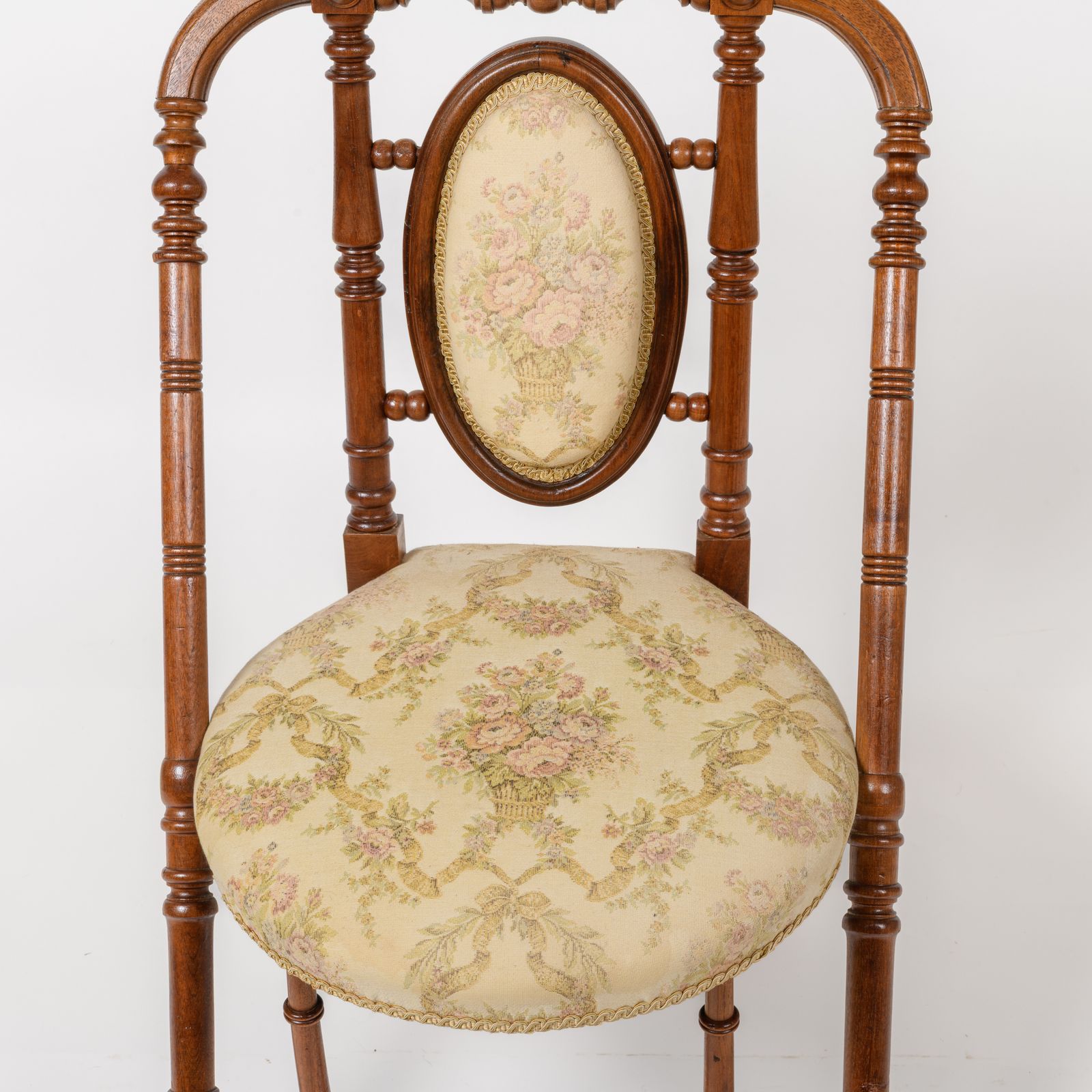 Attributed To George Jakob Hunzinger (1835–1898) American Walnut Aesthetic Movement Side Chair, Late 19th Century photo 250.0