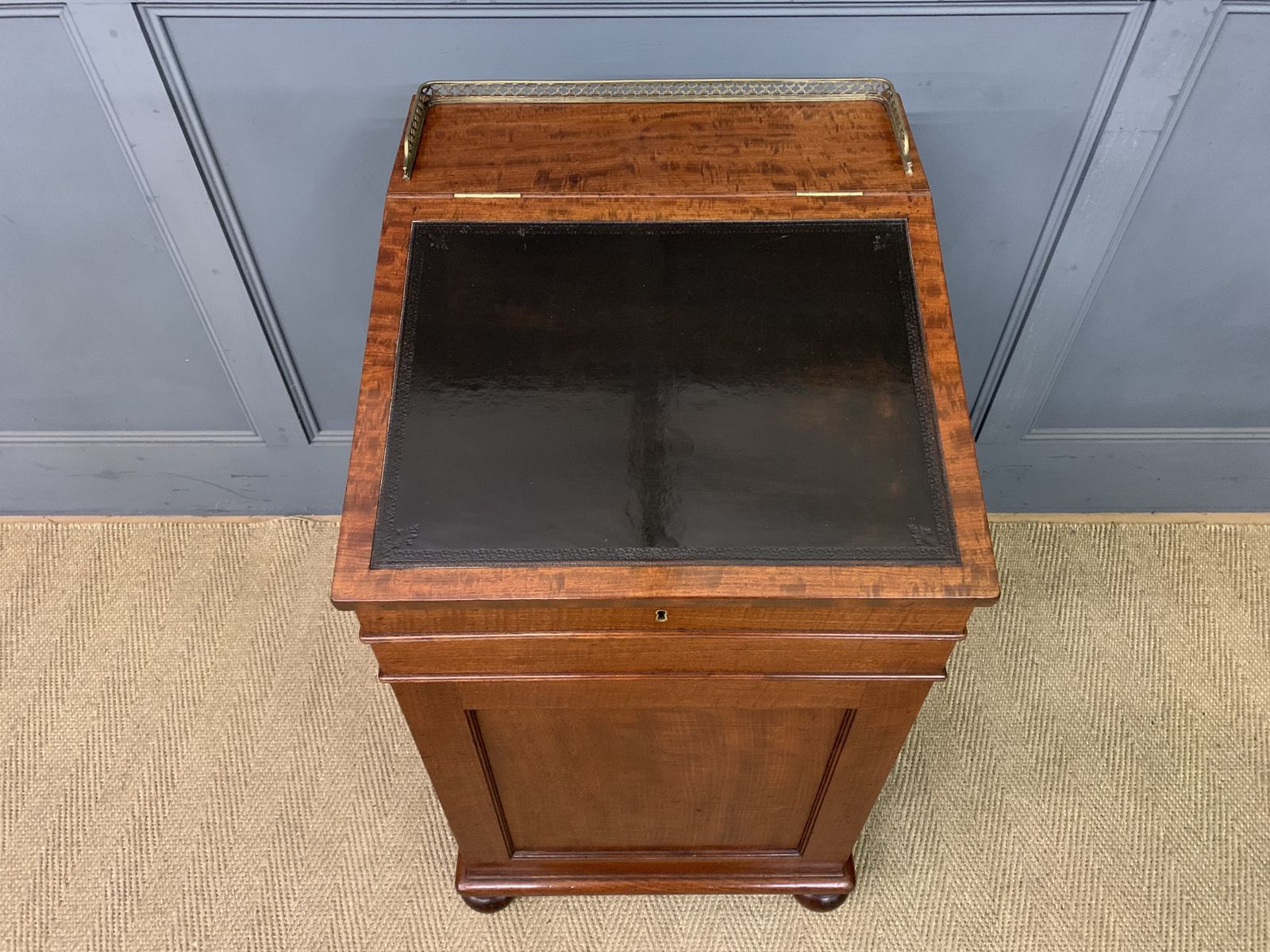 Gillows George IV Mahogany Davenport photo 3295.0