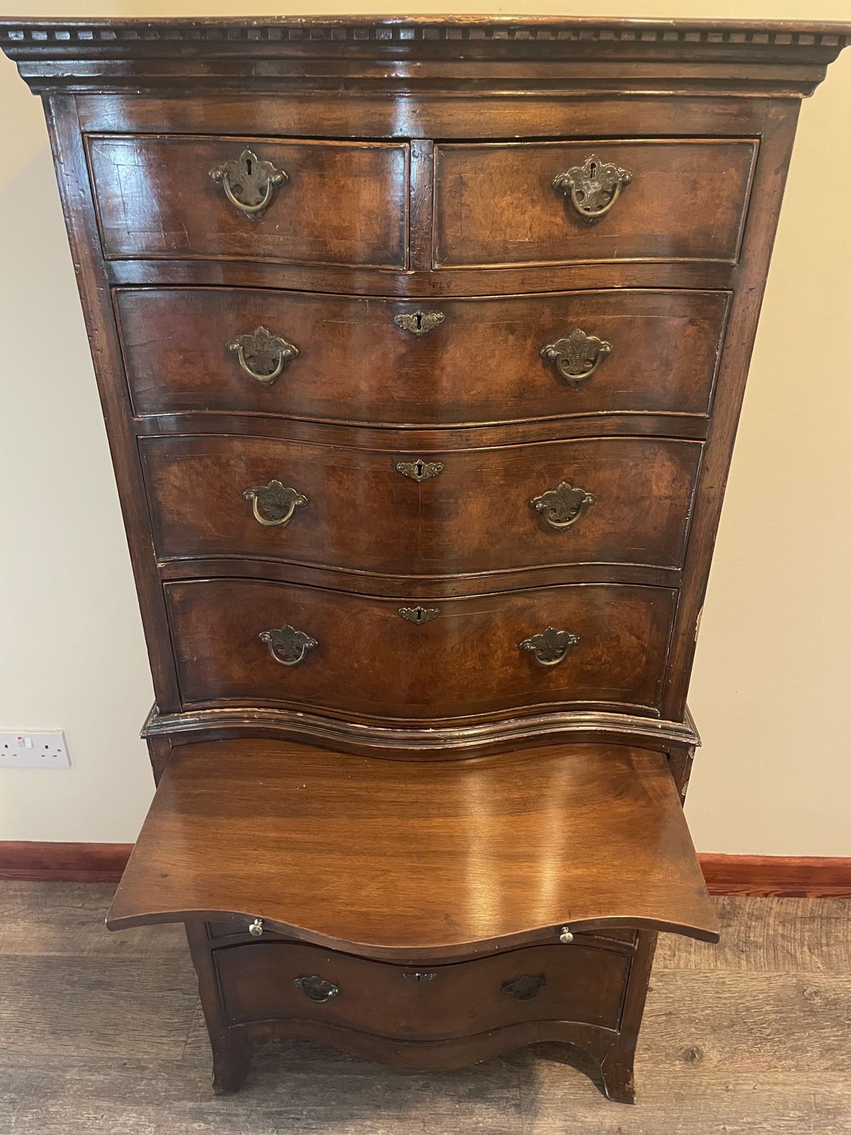 Antique Tallboy Serpentin Chest On Chest Of Dawers photo vinterior