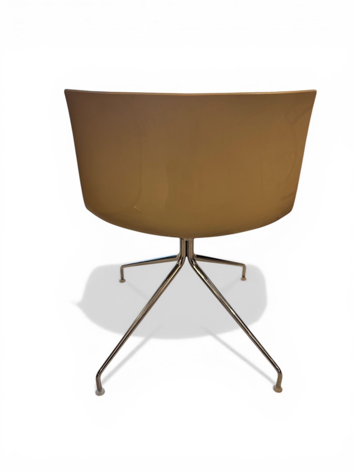 Set Of 4 Contemporary Cantifa 46 Swivel Dining Chairs By Lievore Altherr Molina Arper 2000s photo vinterior