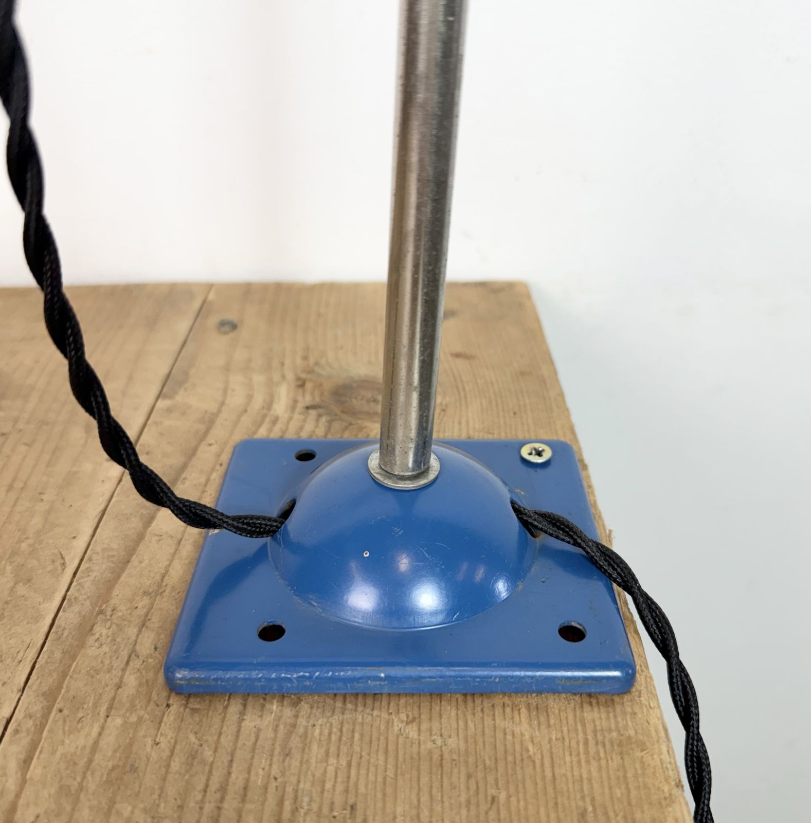 Industrial East German Scissor Lamp From Veb Zweckleuchtenbau Dresden, 1950s photo 289.0