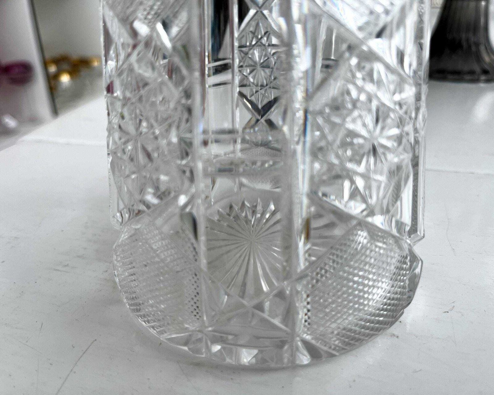 Val Saint Lambert | Whiskey Decanter | Pyramid Decanter photo vinterior