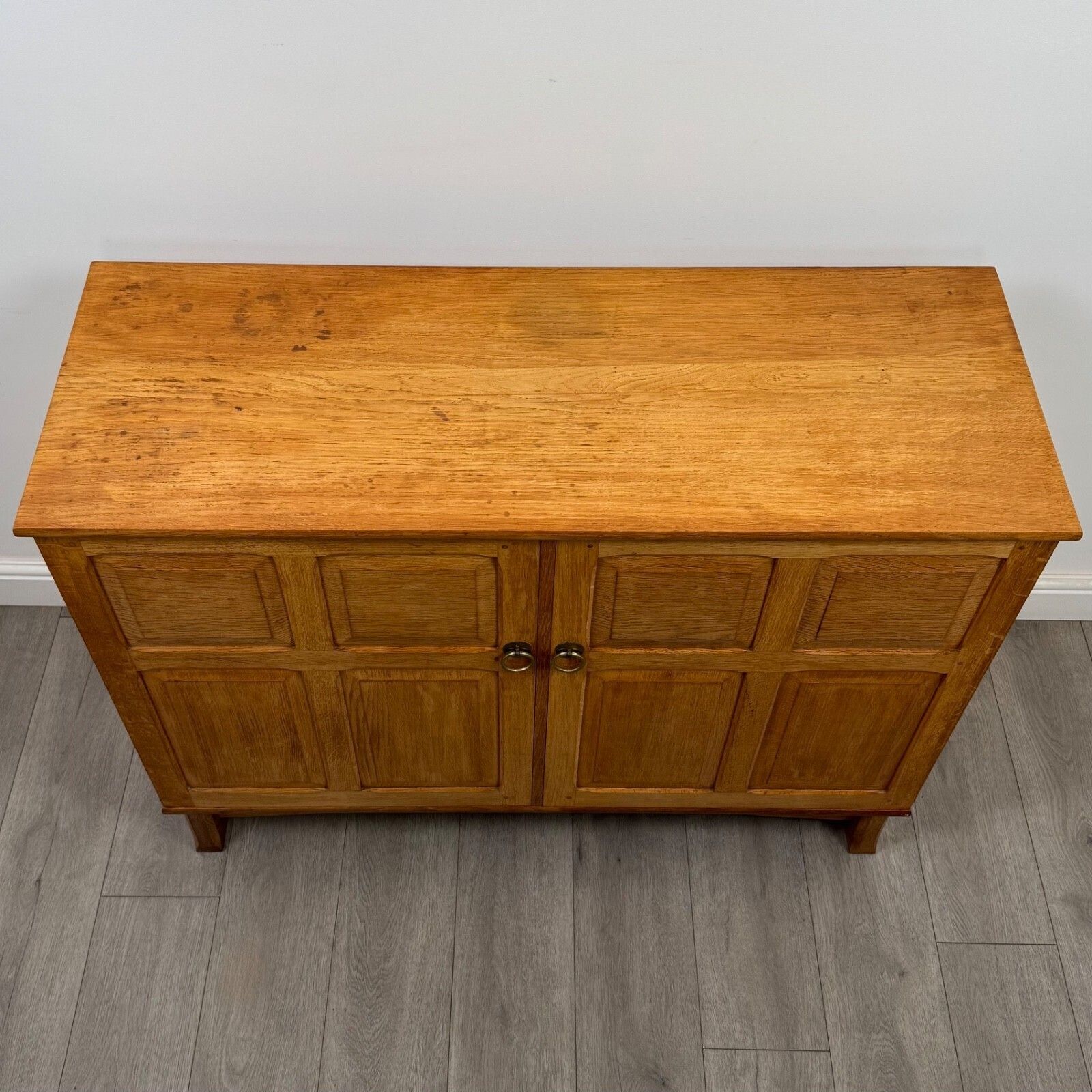 photo for sale Antique 20th Century Oak Cupboard Made By Reynolds Of Ludlow ( Af 5399 )