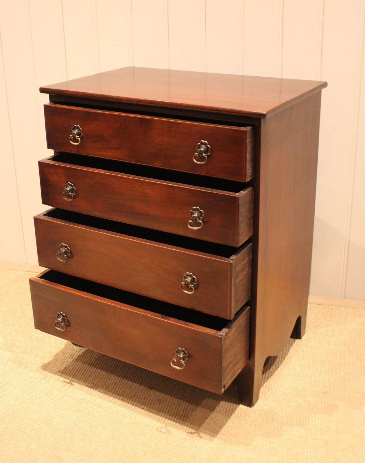 Edwardian Mahogany Chest Of Drawers photo 395.0