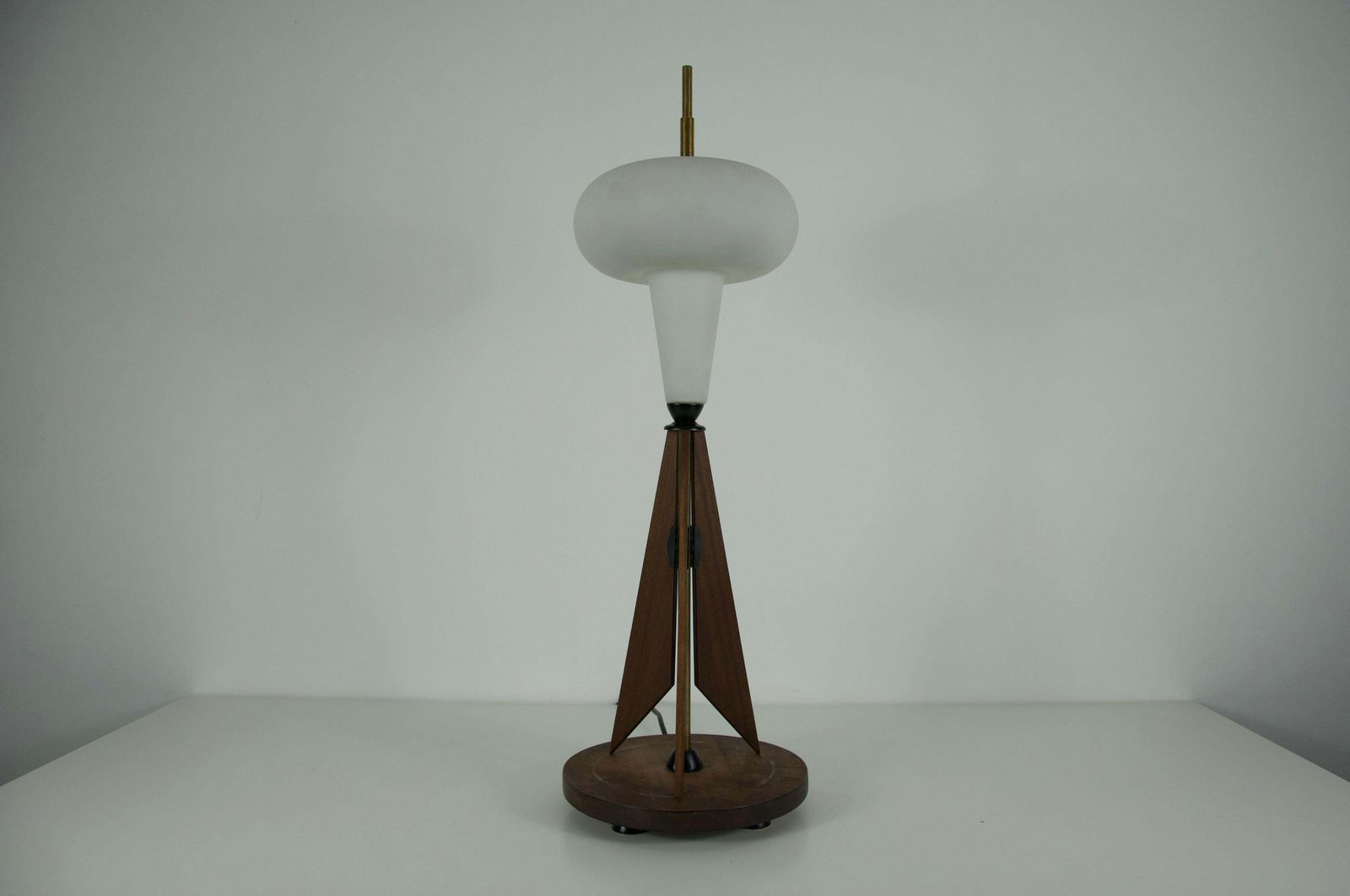 Wooden And Opal Glass Table Lamp Attr. To Salvatore Gregorietti, 1960s, Italy photo furniture