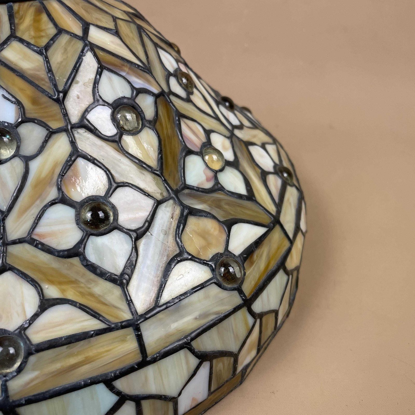 Tiffany Style Lamp Shade Yellow Black Colour Lampshade Ceiling Stain Glass Stained Lightshade Light Patterned Dome Circle Metal Large photo vinterior