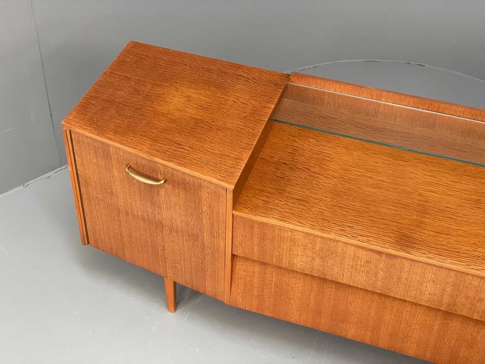 Vintage 1950s Oak Dresser Avalon Midcentury Drawers Cabinet Eb11793 Mwoo photo for sale