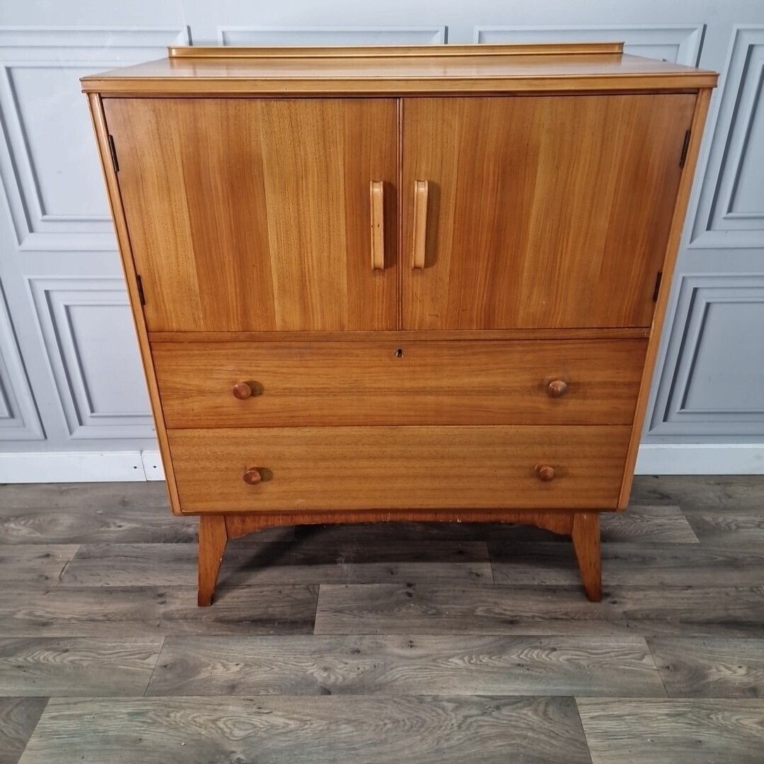 photo vintage Retro Chest Of Drawers Vintage Mid Century "Golden Key" Teak Tallboy   Cupboard