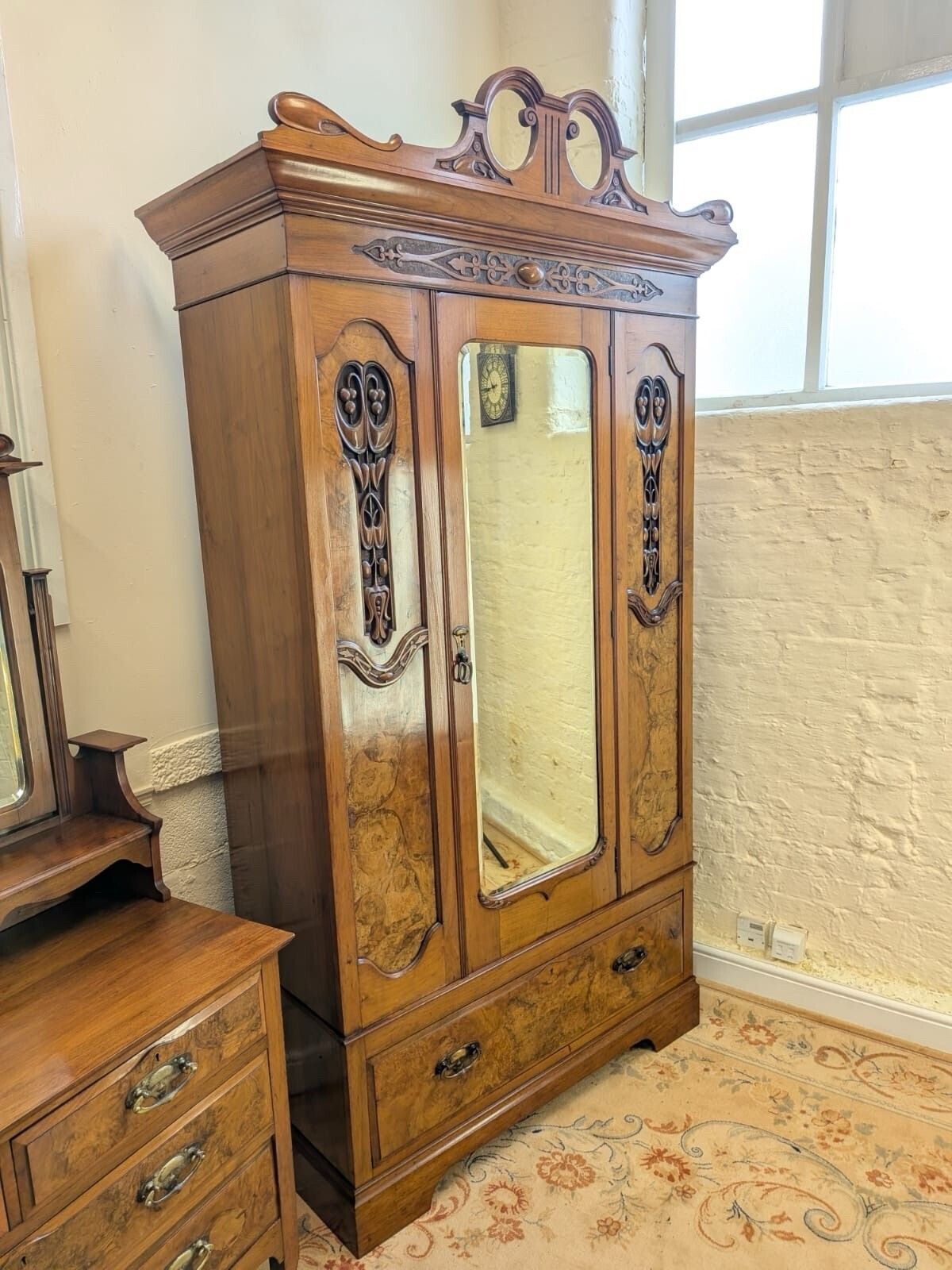 Elegant Edwardian Walnut & Burr Walnut Carved Wardrobe And Chest photo 1165.0