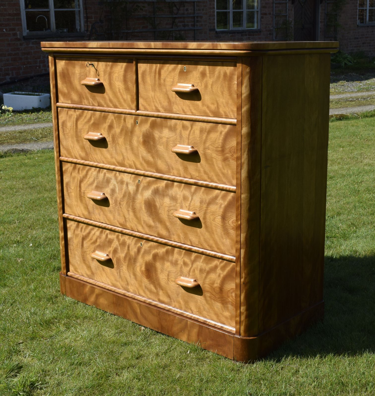Victorian Birch Chest Of Drawers photo Furniture