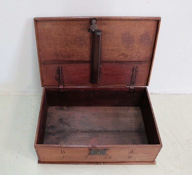 Oak Chest , 19th photo for sale