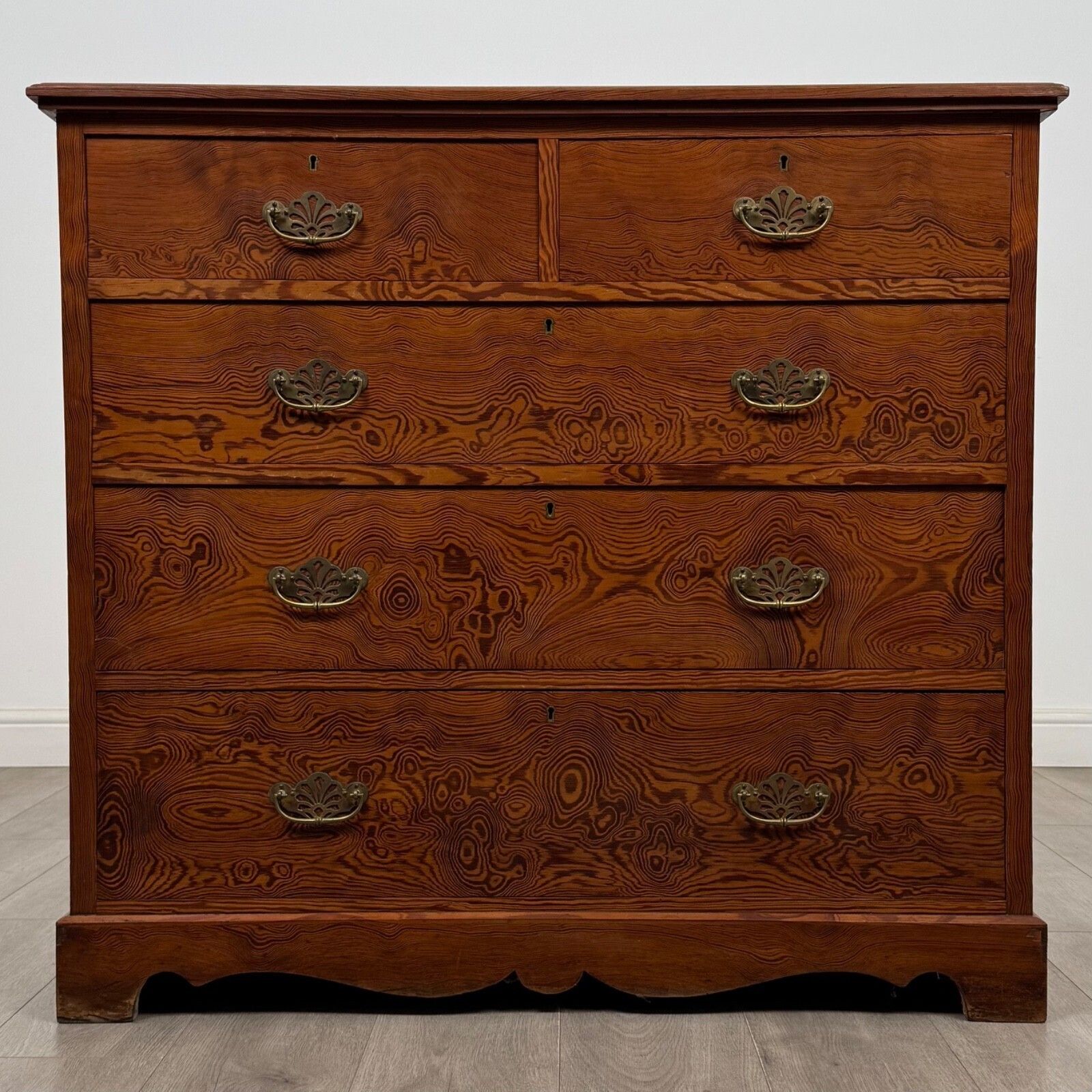 Antique 19th Century Figured Pitch Pine Chest Of Drawers ( Af 5401 )