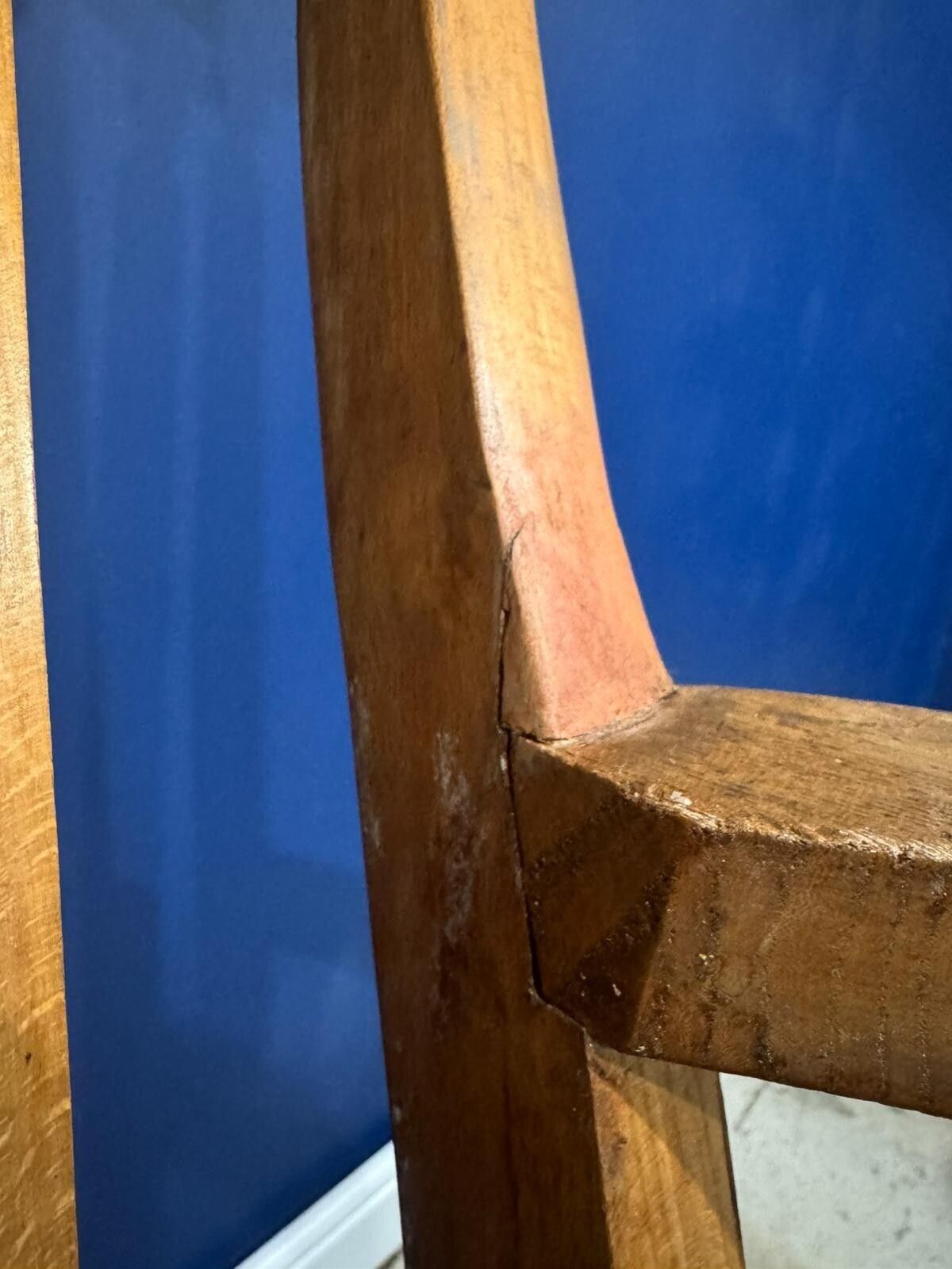 Antique Elm Armchaihair Farmhouse Rustic Kitchen Dining Chair Victorian Bedroom. photo vintage