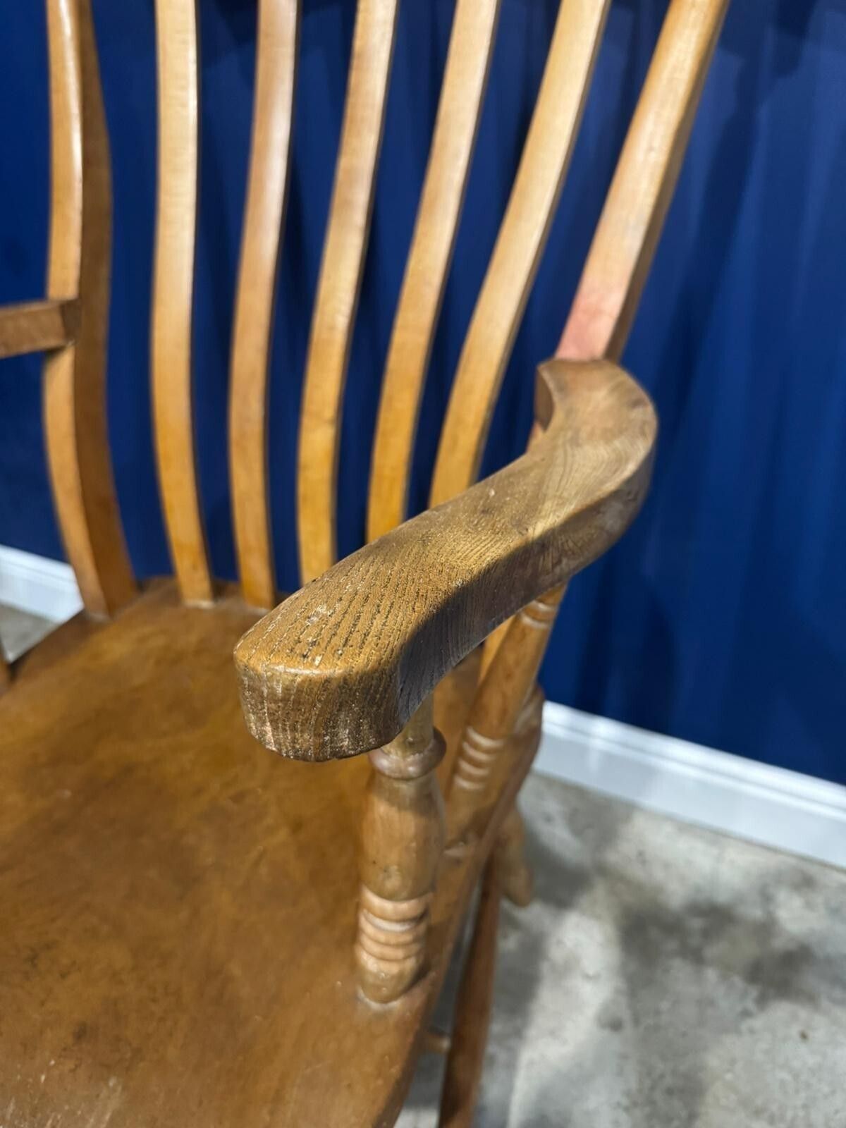 175.0 Antique Elm Armchaihair Farmhouse Rustic Kitchen Dining Chair Victorian Bedroom. photo