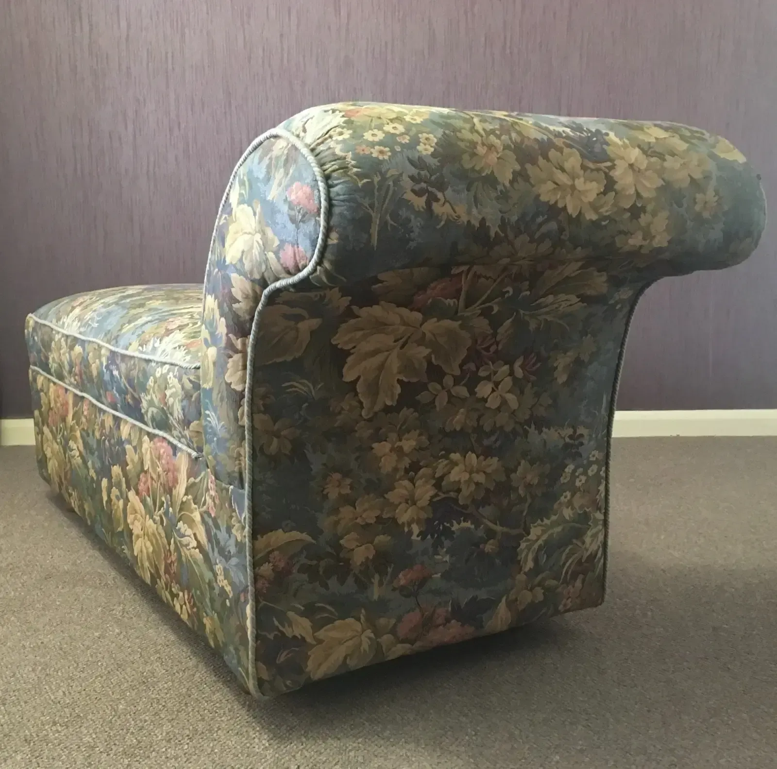Antique Victorian Sprung Daybed Storage Chaise Ottoman In Woven Jacquard Brocade photo for sale