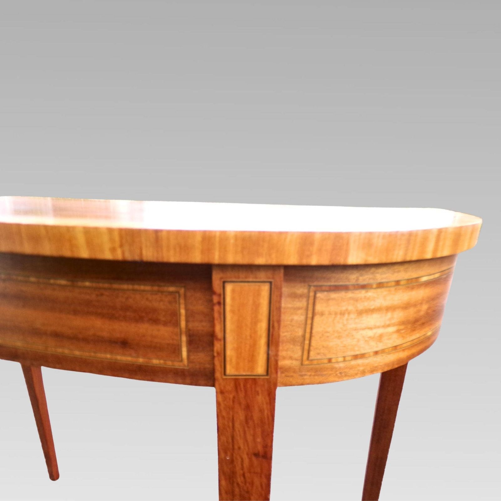 Exceptional Quality Satinwood & Crossbanded Georgian Style Hall Or Console Table photo 650.0