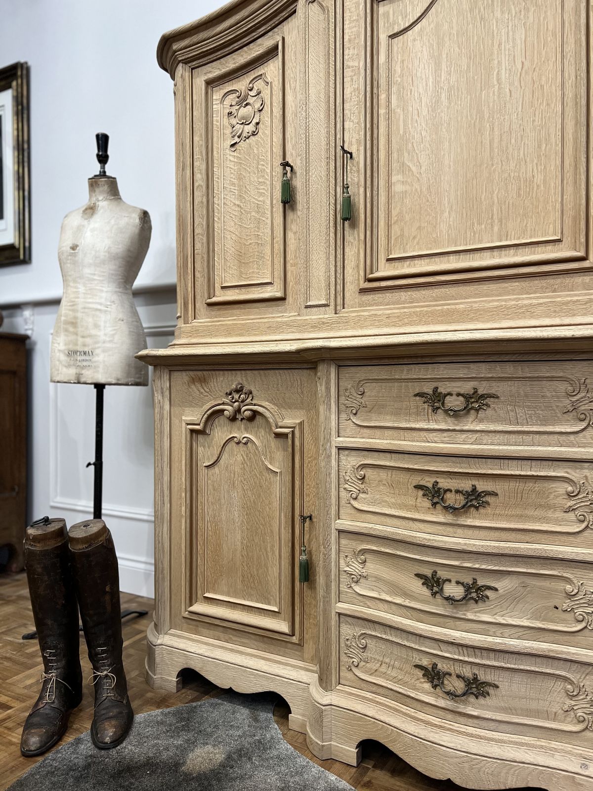 Large Antique Oak French Dresser Housekeepers Cupboard photo for sale