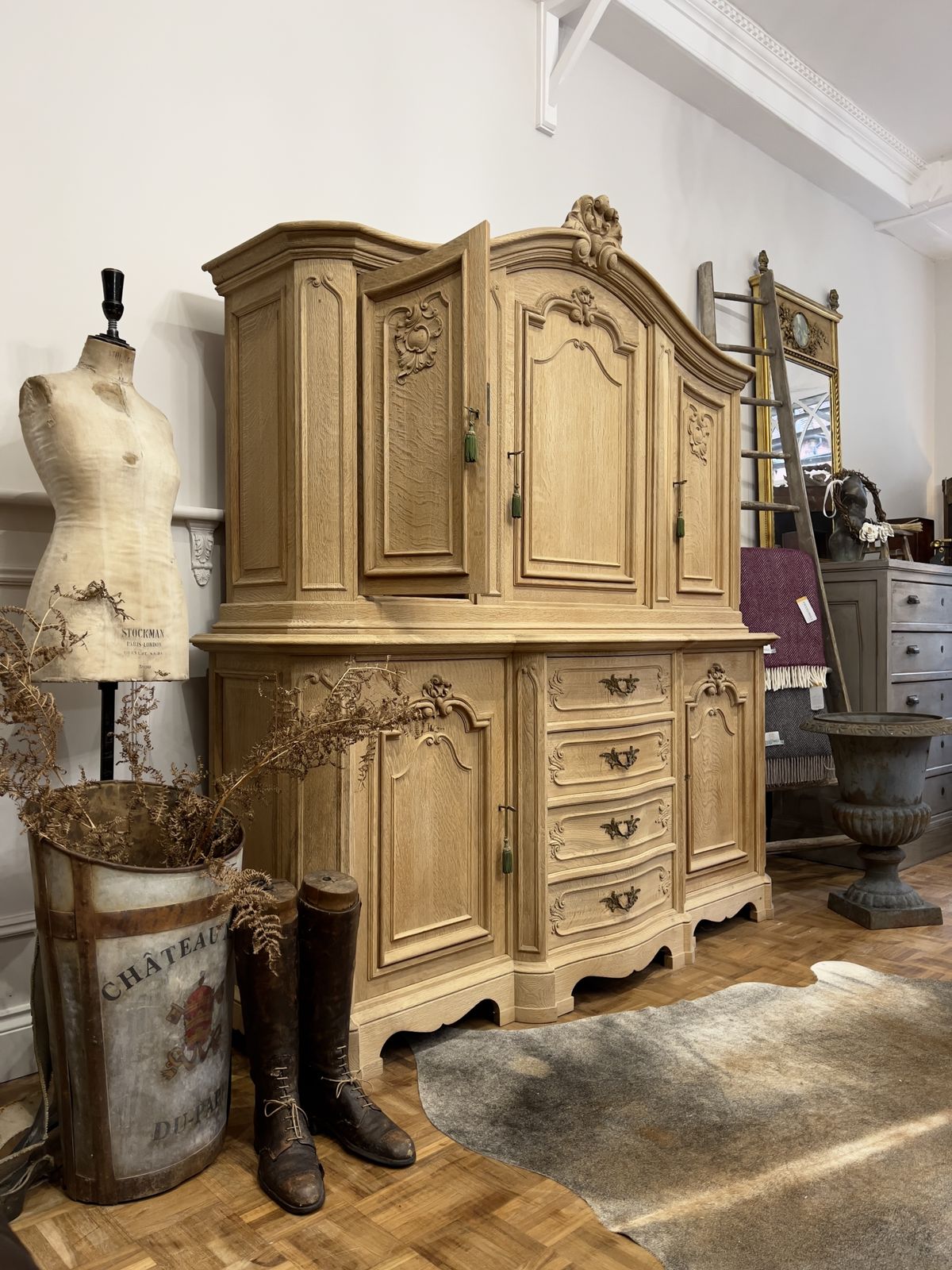 Large Antique Oak French Dresser Housekeepers Cupboard photo buy