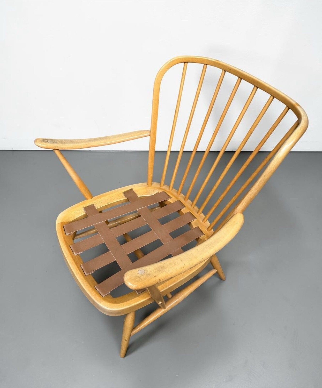 Ercol Blonde Windsor 203 Armchair Mid Century Retro C1960s Superior Quality photo furniture