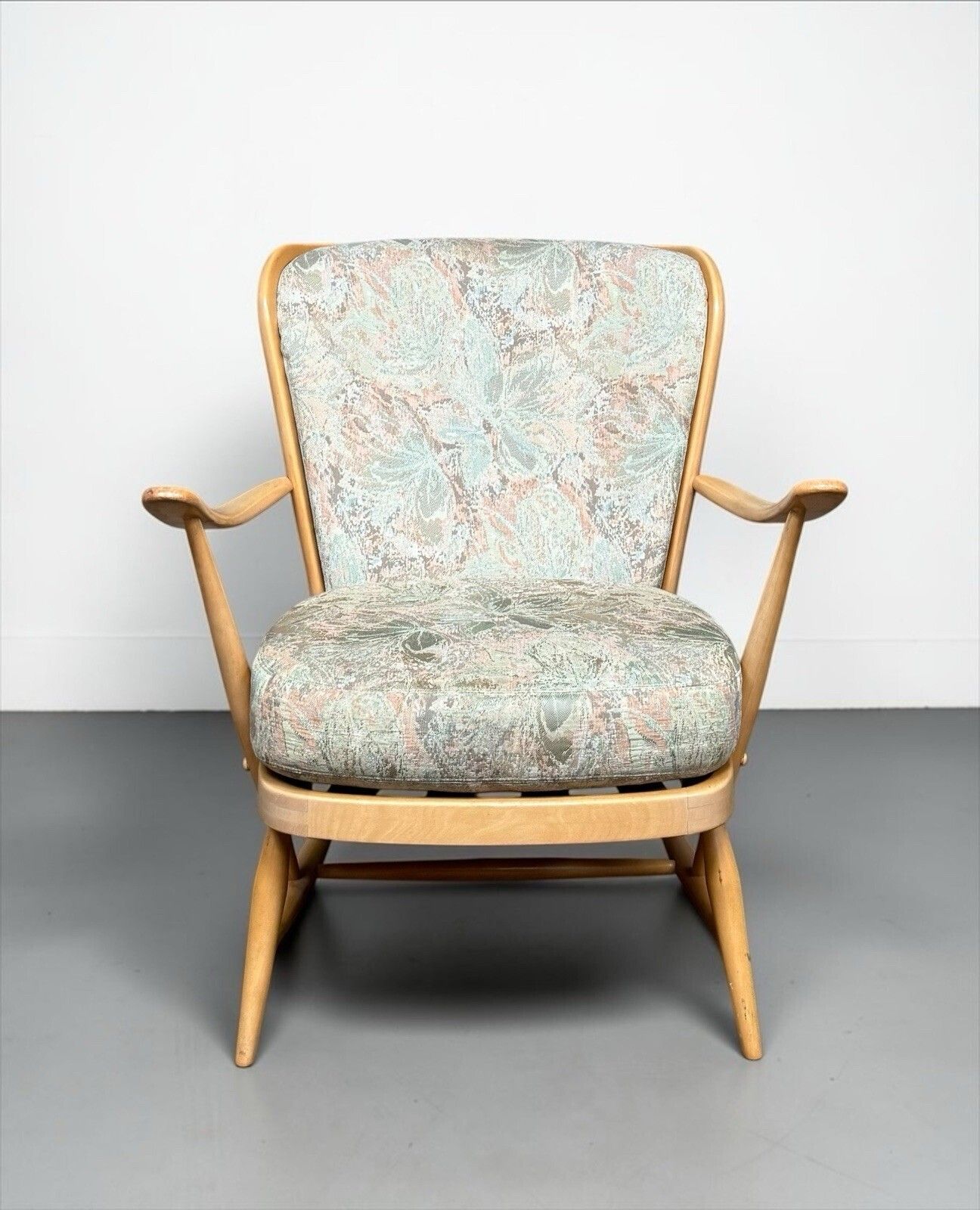 photo buy Ercol Blonde Windsor 203 Armchair Mid Century Retro C1960s Superior Quality