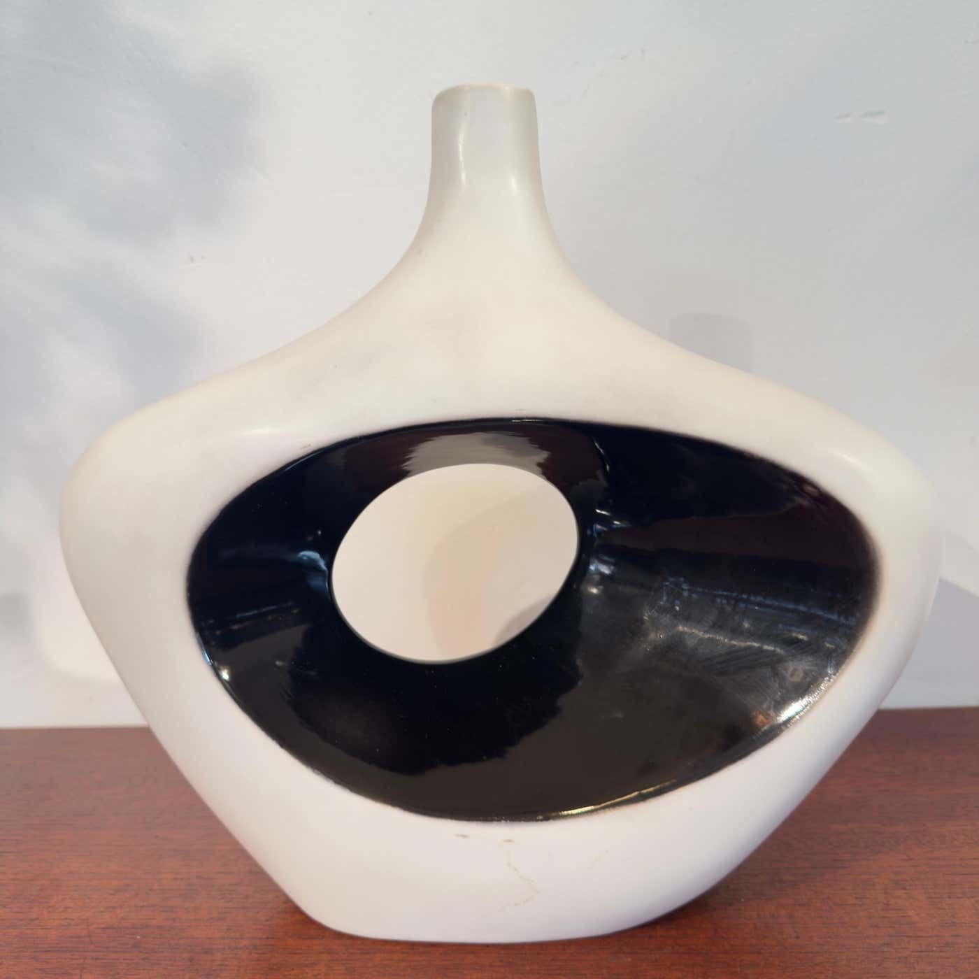 photo for sale 1980s White And Black Ceramic Vase With Organic Abstract Design By Fos Italy