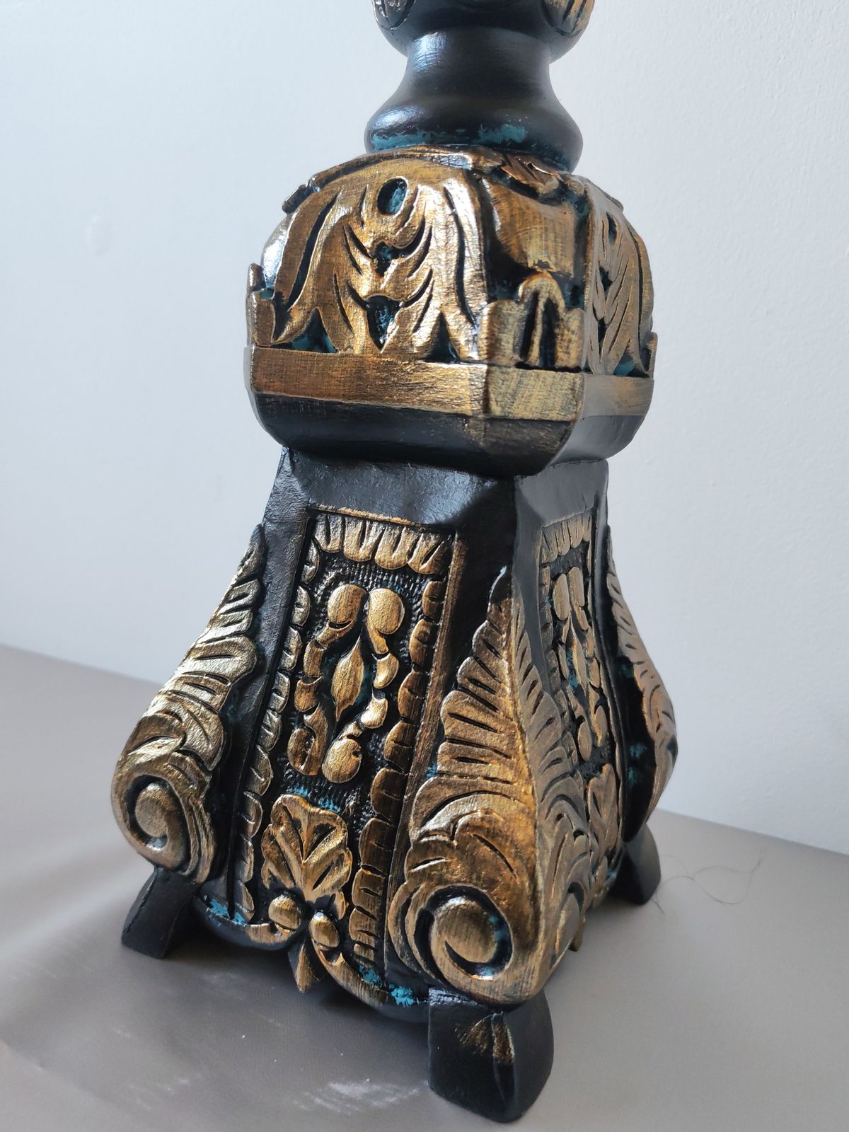 photo vintage Tall 85cm Ornate Solid Wood Floor Candle Holder, Copper & Verdigris Patina, Upcycled