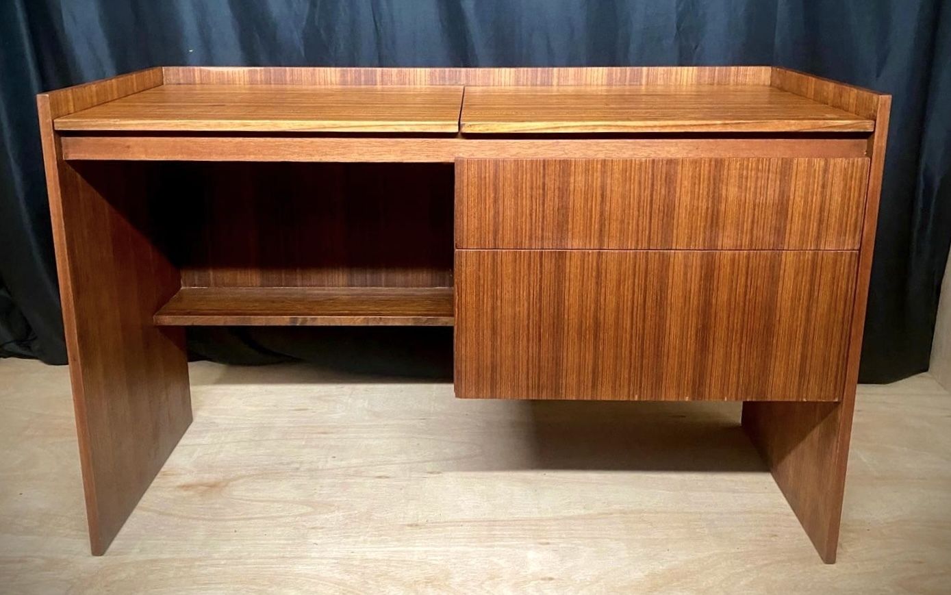 Mid Century Meredew Dressing Table / Teak Vanity, 1960s British Vintage Furniture photo furniture